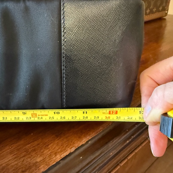 ❤️💗PRADA Black Tesduto snd Saffiano Leather Shoulder Bag💗❤️ - Picture 13 of 17